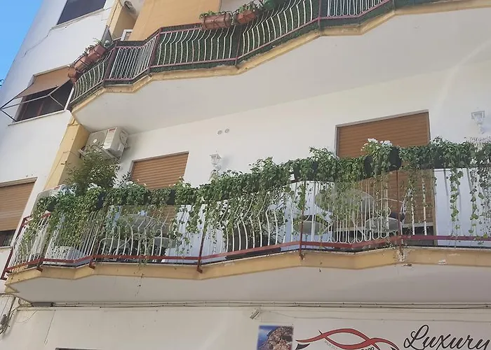 Sorrento Flower Rooms